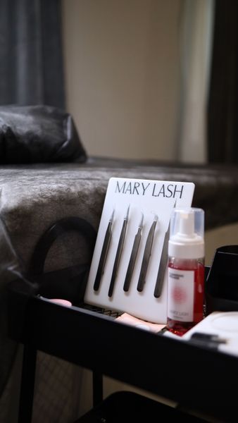 MARY LASH Стенд-підставка для 5-ти пінцетів з магнітами &mdash; фото 2